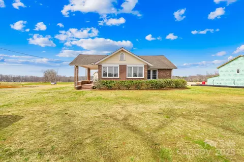 1212 Coddle Creek 35 Hwy #35, Mooresville, NC 28115