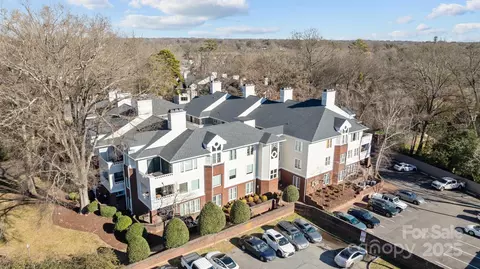 2719 Selwyn 7 Ave #7, Charlotte, NC 28209