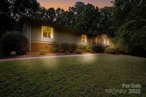 825 W Ketchie St, China Grove, NC 28023