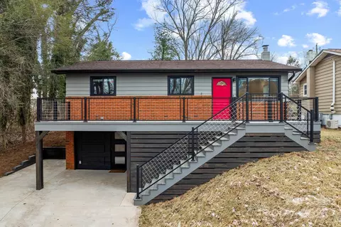 453 Riverview Dr, Asheville, NC 28806
