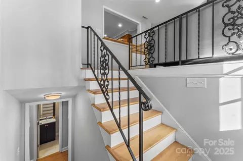 261 Skyline Rd, Hickory, NC 28601 photo 5