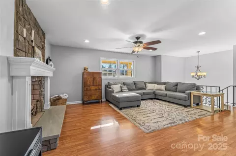 261 Skyline Rd, Hickory, NC 28601 photo 7