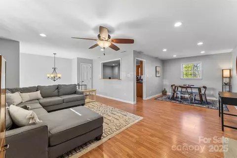 261 Skyline Rd, Hickory, NC 28601 photo 9