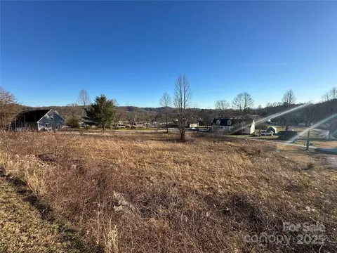 99999 W Long View Vista 30 Ln #30, Hendersonville, NC 28792