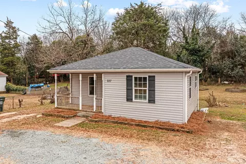 Linden Sw Avenue, Concord, NC 28027