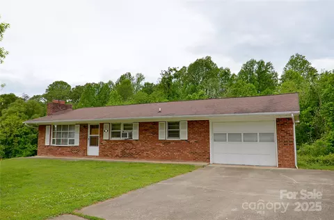 114 Ashworth Cir, Marion, NC 28752