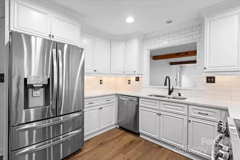Kitchen - 19634 Bustle Rd, Cornelius, NC 28031 photo 1 of 4