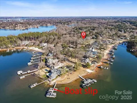 19634 Bustle Rd, Cornelius, NC 28031