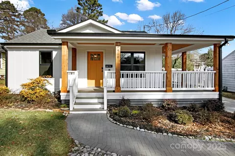 3410 Mathis Dr, Charlotte, NC 28208
