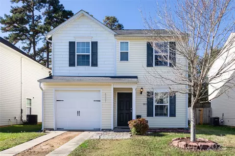 6307 Pennacook Dr, Charlotte, NC 28214