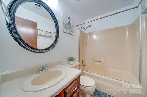 Bath - 4621 Wolf Pond Rd, Monroe, NC 28112 photo 2 of 2