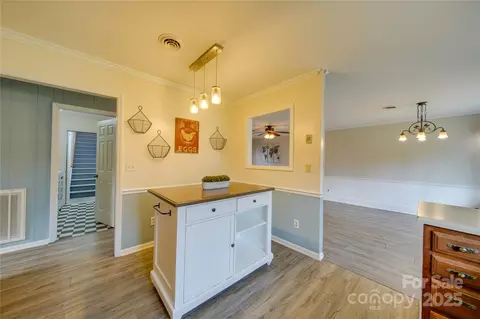 Kitchen - 4621 Wolf Pond Rd, Monroe, NC 28112 photo 3 of 4