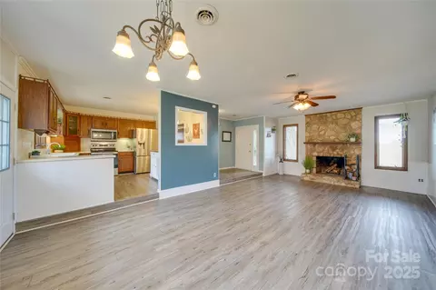 Living - 4621 Wolf Pond Rd, Monroe, NC 28112 photo 1 of 8