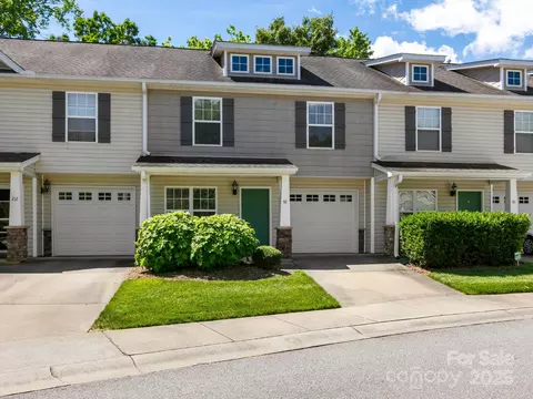 98 Old Salem Ct, Fletcher, NC 28732