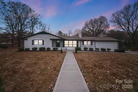 111 Oakmont Rd, Stanley, NC 28164