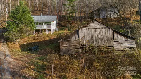 340 Wendy Ave, Marshall, NC 28753 photo 39