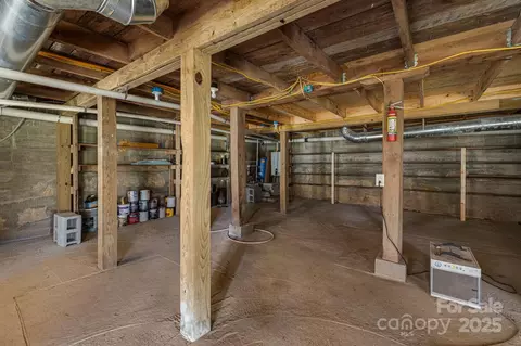 340 Wendy Ave, Marshall, NC 28753 photo 36