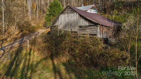 340 Wendy Ave, Marshall, NC 28753 photo 41