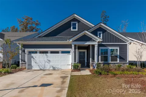 7163 Yardley St, Gastonia, NC 28056