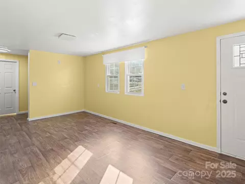 Living - 165 Sunset St, Spindale, NC 28160 photo 4 of 6