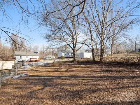 Exterior - 165 Sunset St, Spindale, NC 28160 photo 4 of 4