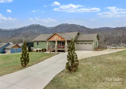 616 Green Valley Rd, Leicester, NC 28748