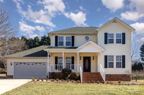 2241 Londonderry Dr, Gastonia, NC 28056