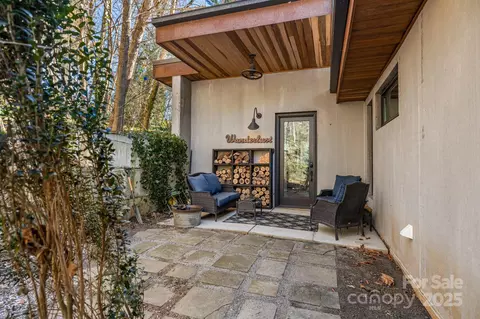 41 Pickwick Rd, Asheville, NC 28803