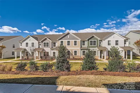 9835 Old Garden Cir, Gastonia, NC 28056