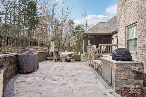 Exterior - 12 Tanglewood Rd, Clover, SC 29710 photo 4 of 6