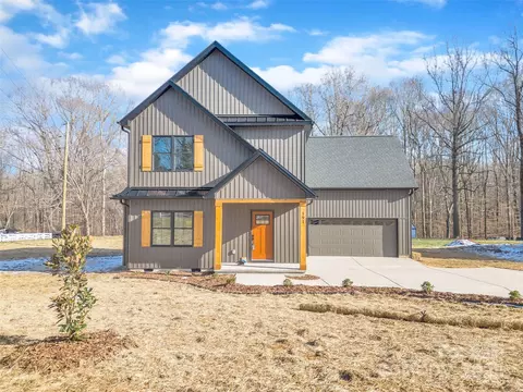 591 Shiloh Rd, Statesville, NC 28677