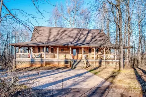 148 Shawver Ln, Statesville, NC 28625