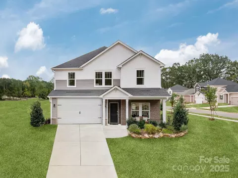 1420 Windy Park Dr, Stanley, NC 28164