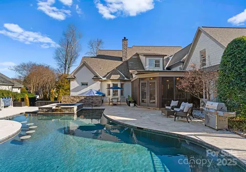 Exterior - 13505 Evening Primrose Dr, Davidson, NC 28036 photo 7 of 12