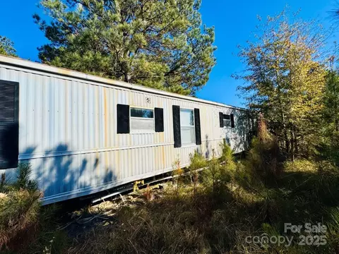 1682 Odom Rd, Blenheim, SC 29516