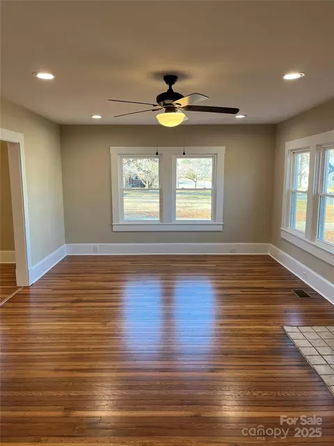 Living - 924 E Main St, Albemarle, NC 28001 photo 3 of 4