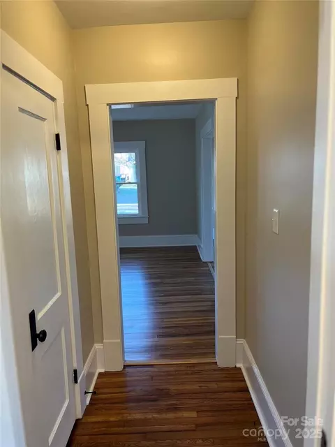Entry Way - 924 E Main St, Albemarle, NC 28001 photo 2 of 2