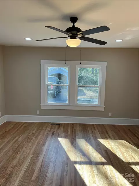Living - 924 E Main St, Albemarle, NC 28001 photo 4 of 4