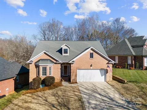5428 Old Course Dr, Cramerton, NC 28032
