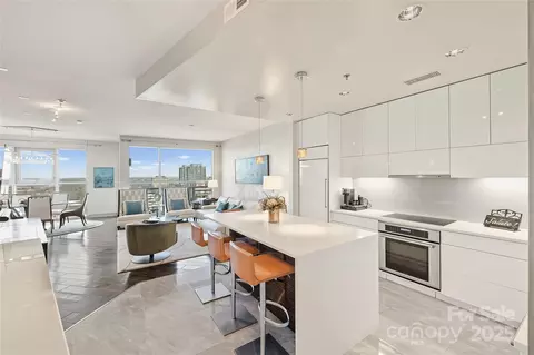 333 W Trade 1204 St #1204, Charlotte, NC 28202