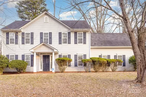 9005 Jaldena Dr, Charlotte, NC 28227