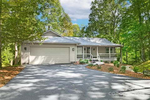 39 Udvawadulisi Ct, Brevard, NC 28712
