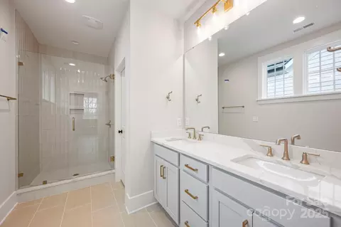 Bath - 225 Davidson Gateway Dr, Davidson, NC 28036 photo 1 of 3