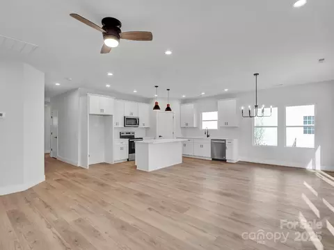 2103 Timber Ridge Rd, Monroe, NC 28112 photo 3