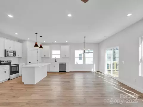 2103 Timber Ridge Rd, Monroe, NC 28112 photo 6