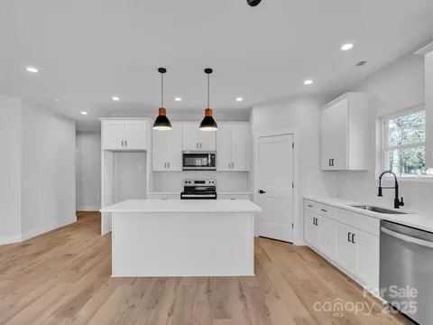 2103 Timber Ridge Rd, Monroe, NC 28112 photo 9