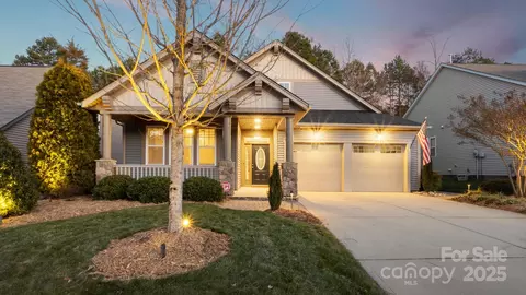 3202 Helmsley Ct, Concord, NC 28027
