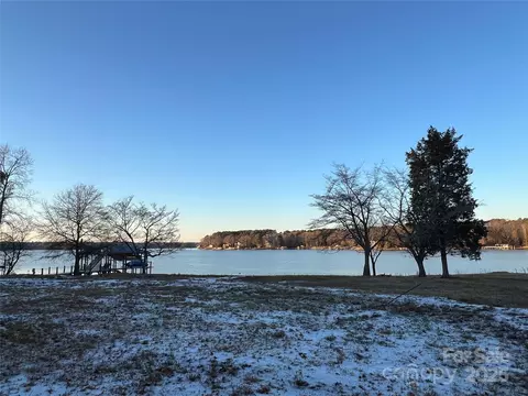 204 Balmoral 228 Dr #228, Mooresville, NC 28117