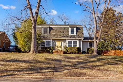 2515 Cliffside Dr, Statesville, NC 28625