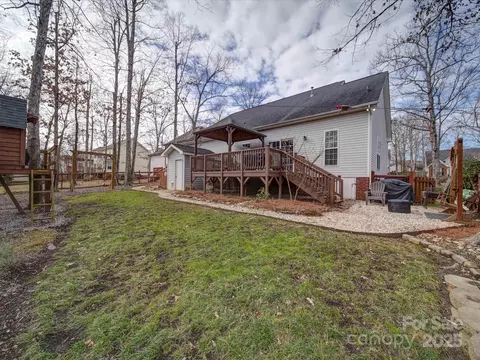 1636 Winthrop Ln, Monroe, NC 28110 photo 2